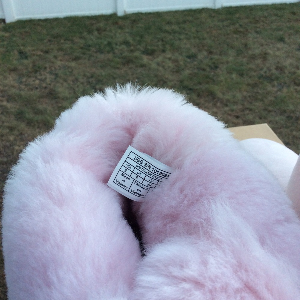 Ugg Bailey Bow II Metallic - Picture 6 of 6